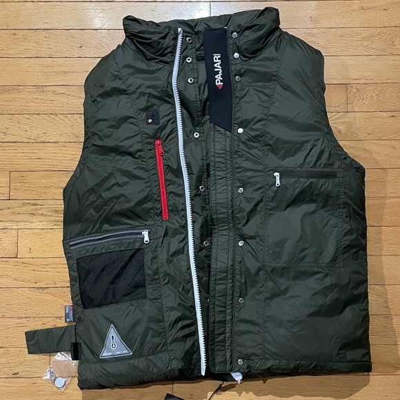 Brand New PAJAR Featherless Puffer Vest - Picture 3 of 16